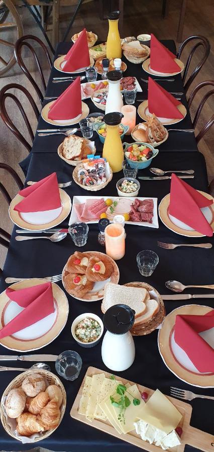 Hotel Restaurant 'T Heerenlogement Харлинген Екстериор снимка