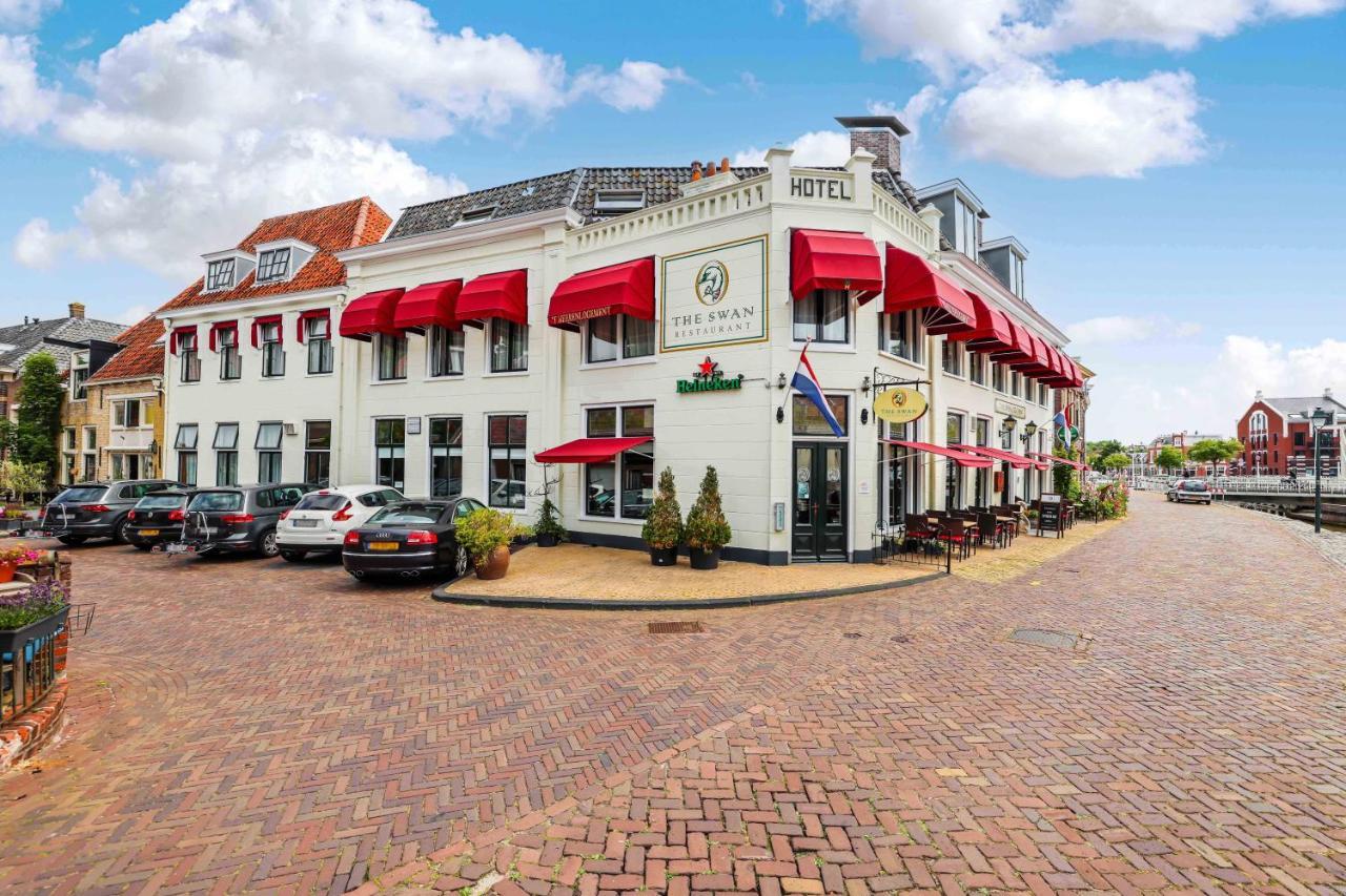 Hotel Restaurant 'T Heerenlogement Харлинген Екстериор снимка